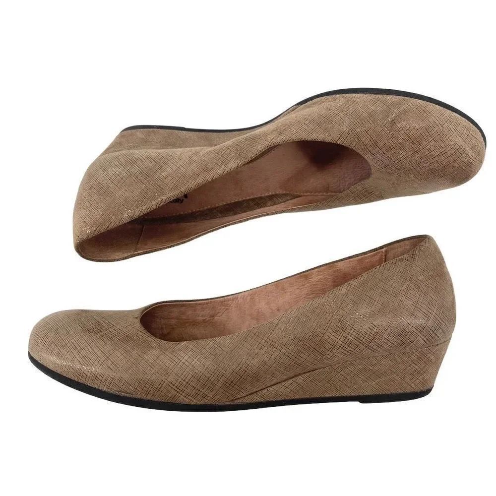 FS/NY French Sole Wedge Comfort Shoes Slip On Low Heels Leather Taupe 6.5
